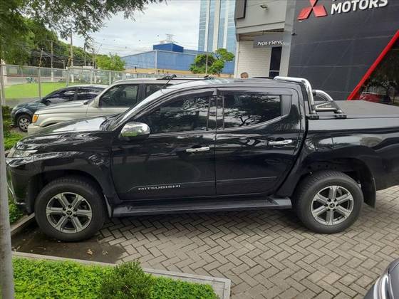 MITSUBISHI L200 TRITON 2.4 16V TURBO DIESEL SPORT HPE CD 4P 4X4 AUTOMÁTICO